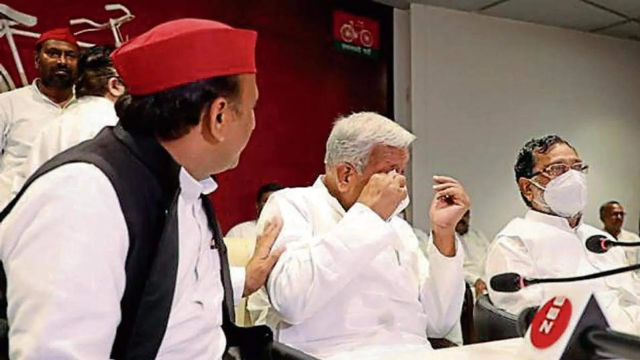 Ambika Chaudhary Says Return to Samajwadi Party is Like His Rebirth, Wants Akhilesh as CM of UP