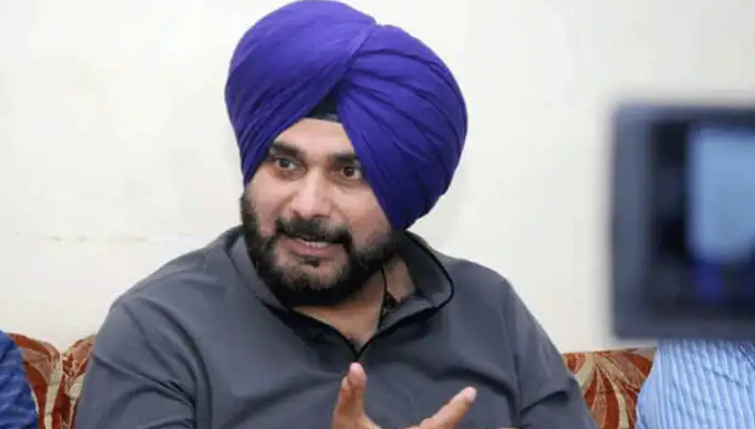 SAD, AAP attack Navjot Sidhu for his new stand on liquor and sand mafia